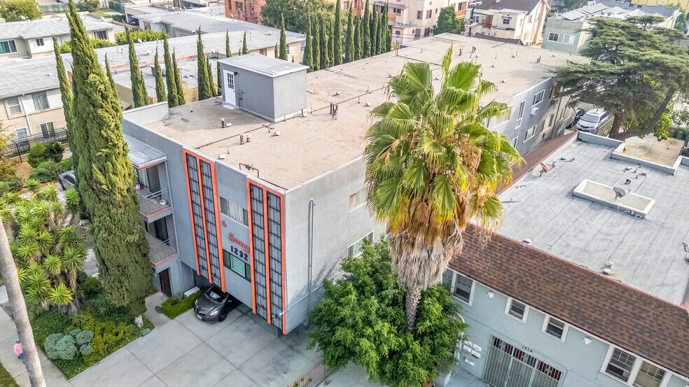 More Photos Of 1232 S Bronson Ave, Los Angeles Apartments For Sale