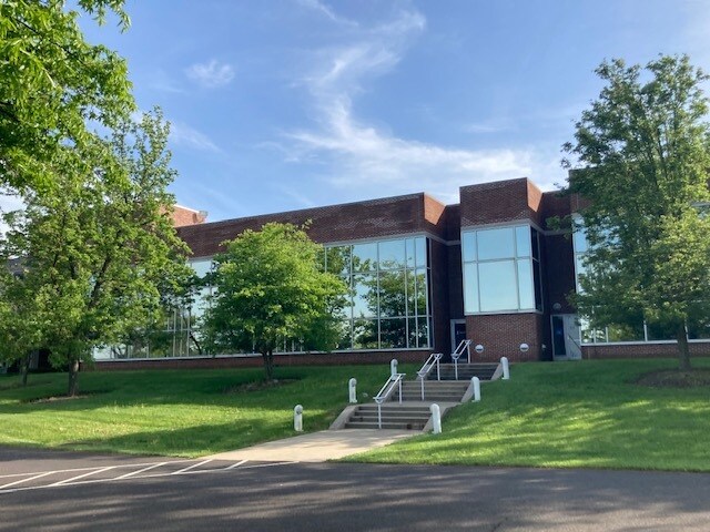 More Photos Of 355 Maple Ave, Harleysville Manufacturing For Lease