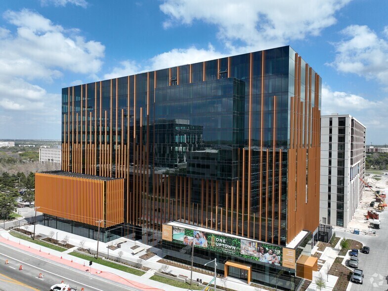 More Photos Of 11515 Burnet Rd, Austin Office For Lease