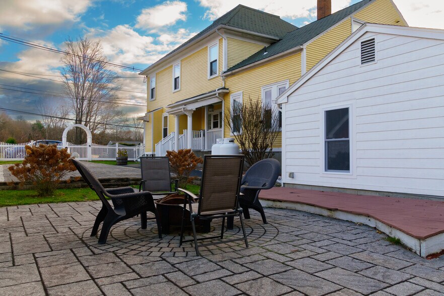 More Photos Of 181 W State St, Granby Storefront Retail Residential For Sale