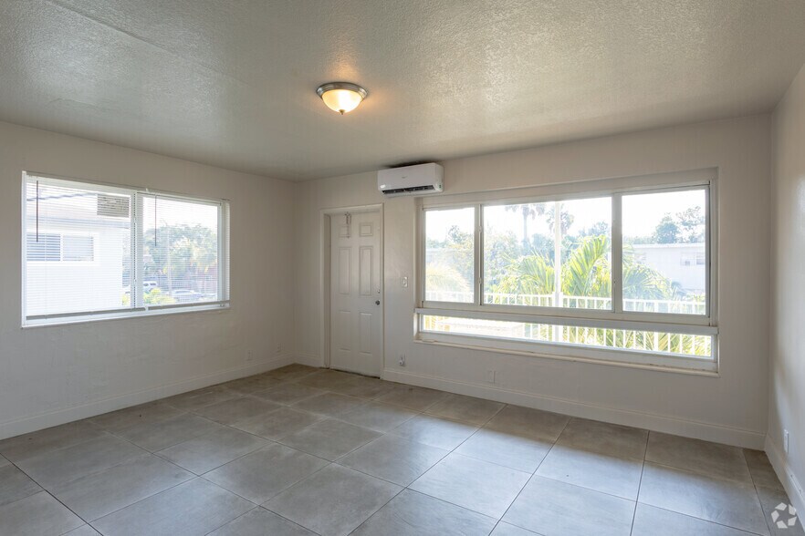 More Photos Of 2781 SW 2nd St, Fort Lauderdale Apartments For Sale