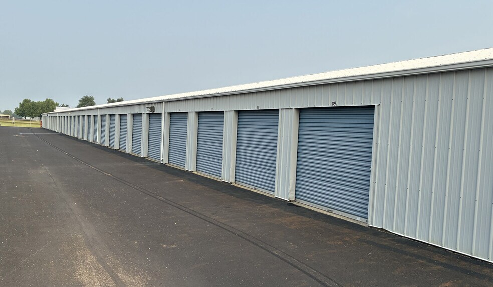 More Photos Of 1648 Old State Route 38, Washington Court House Self Storage For Sale