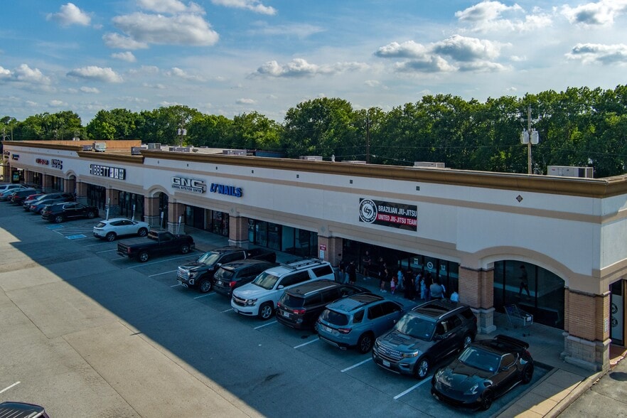 More Photos Of , Pasadena General Retail For Sale