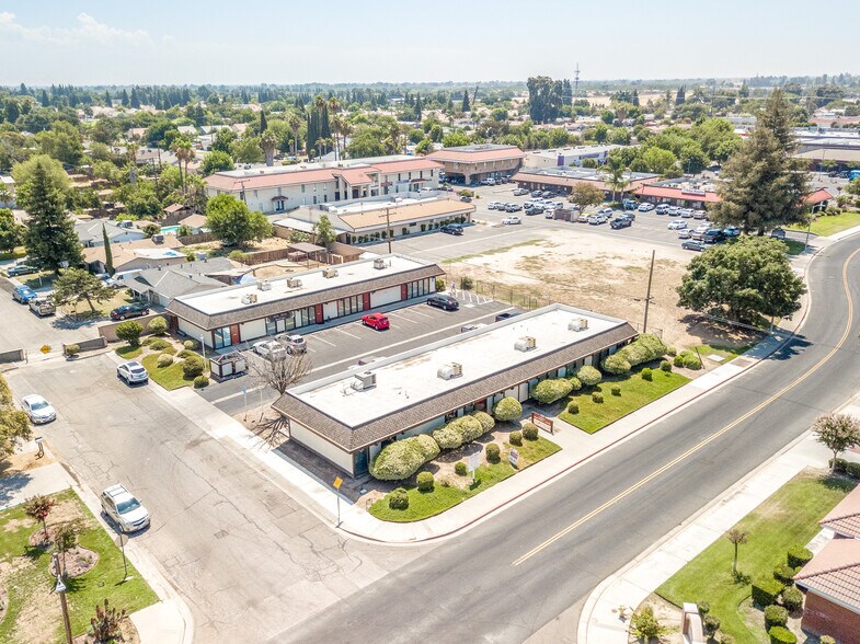 Primary Photo Of 3200 S Fairway St, Visalia Office For Lease