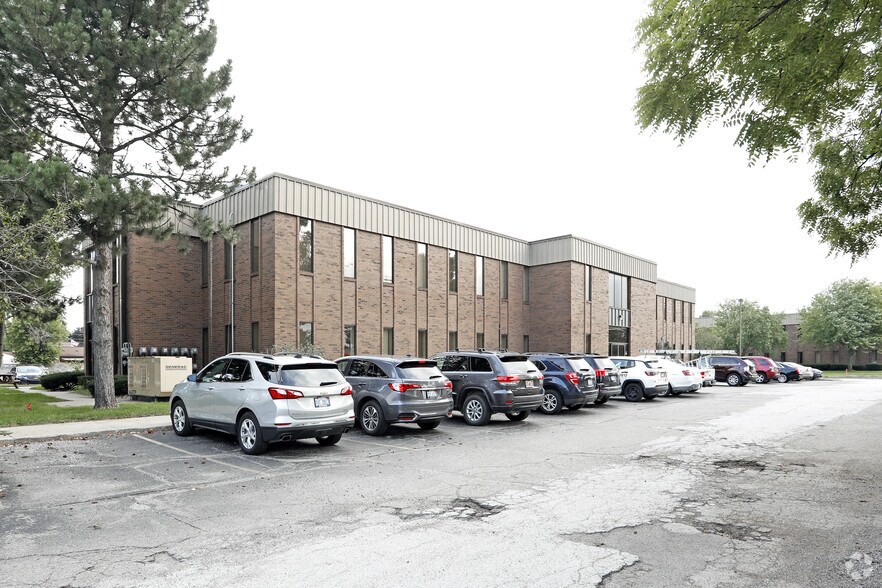More Photos Of 40500 Ann Arbor Rd, Plymouth Office For Lease
