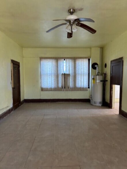 More Photos Of 1700 84th Ave, Oakland Specialty For Sale