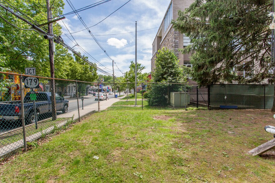 More Photos Of 41 Church St, Lambertville Apartments For Sale