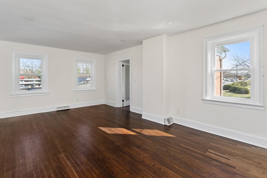 More Photos Of 1060 US Highway 206, Bordentown Medical For Sale