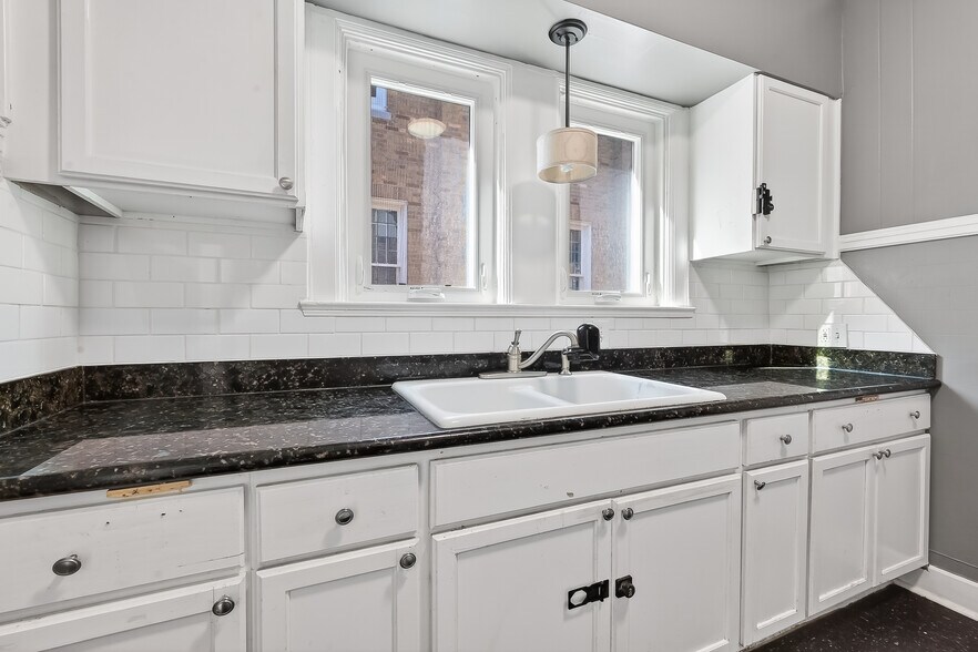 More Photos Of 3410 Austin St, Houston Office Residential For Lease