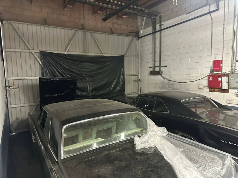 More Photos Of 5436 Holt Blvd, Montclair Auto Repair For Lease