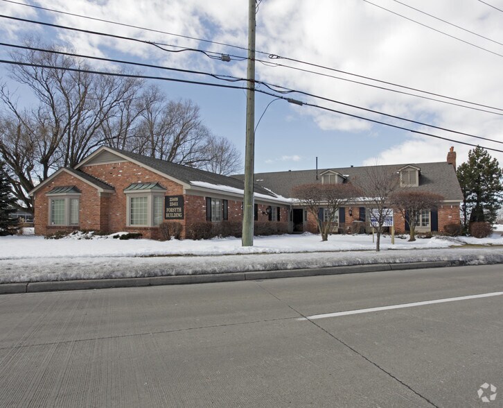 More Photos Of 23409-23411 Jefferson Ave, Saint Clair Shores Office For Sale