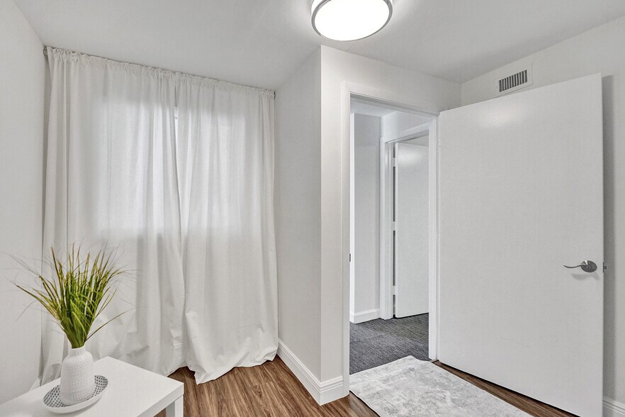 More Photos Of 1215 SE 2nd Ave, Fort Lauderdale Office For Lease