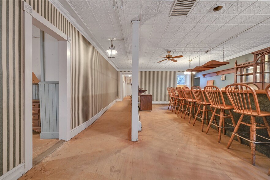 More Photos Of 349 Huffs Church Rd, Mertztown Restaurant For Sale