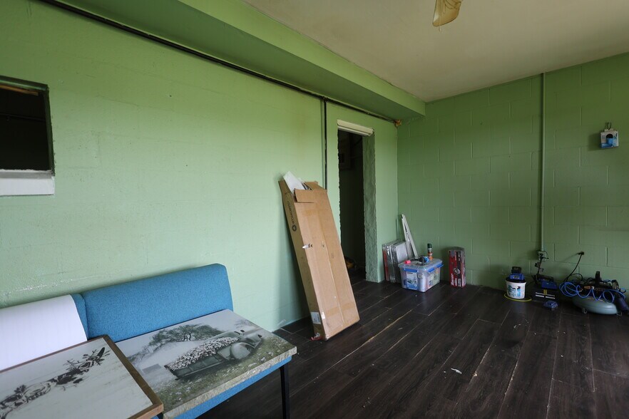 More Photos Of 25377 Welling rd, Welling Apartments For Sale