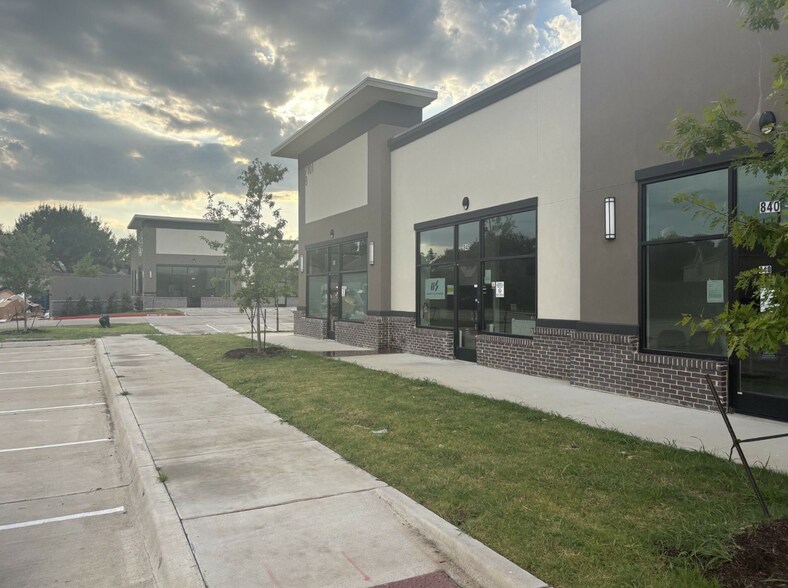 More Photos Of 7101 Custer Rd, Frisco General Retail For Lease