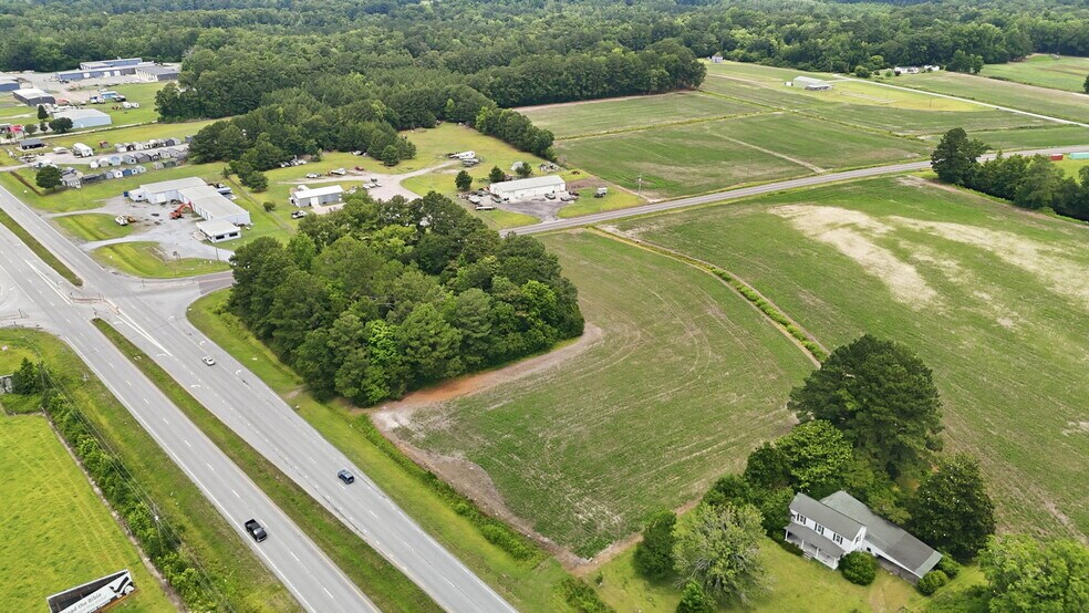 More Photos Of 5238 US Highway 264 W, Washington Land For Sale
