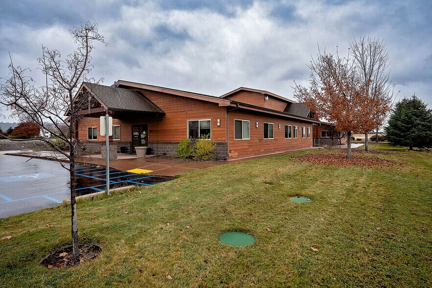 More Photos Of 6701 N Idaho Rd, Newman Lake Lodge Meeting Hall For Sale