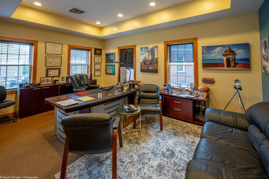 More Photos Of 11090 Dovedale Ct, Marriottsville Office For Sale