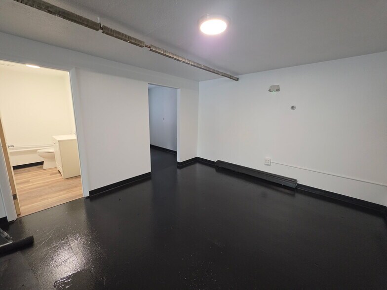 More Photos Of 1812 S Braddock Ave, Pittsburgh Apartments For Lease