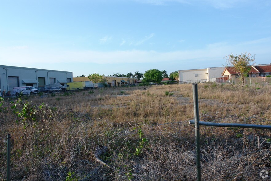 More Photos Of 8790 NW 119th St, Hialeah Gardens Land For Sale