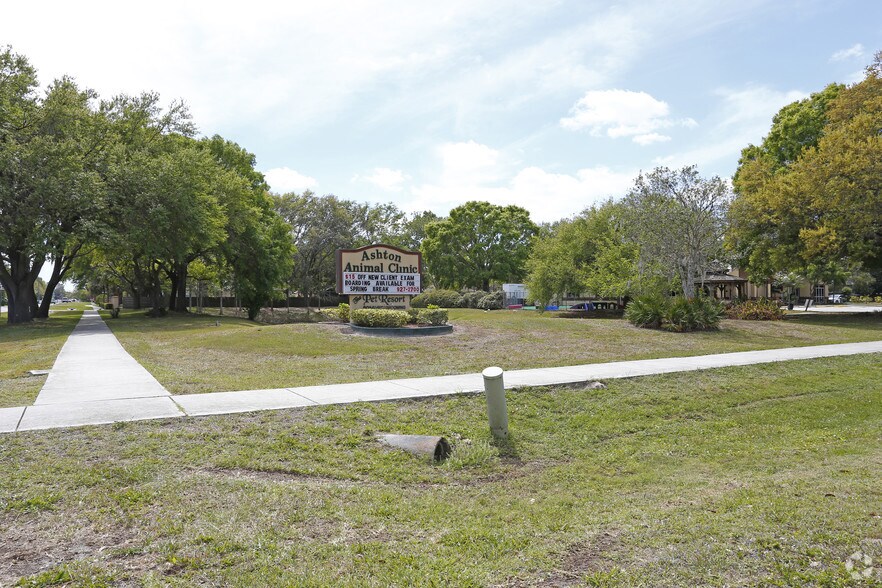 More Photos Of 5660 Ashton Rd, Sarasota Healthcare For Lease