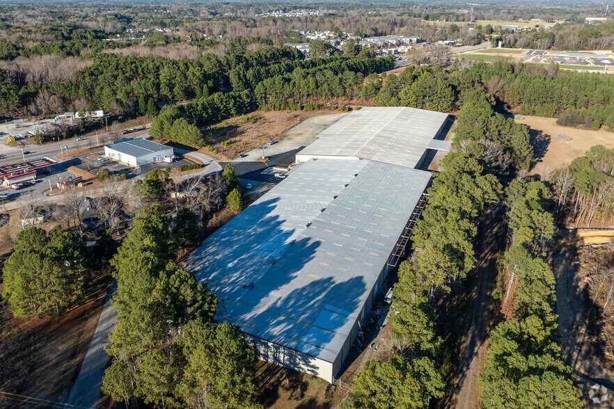 More Photos Of 1730 Five Points Ln, Fuquay Varina Warehouse For Lease