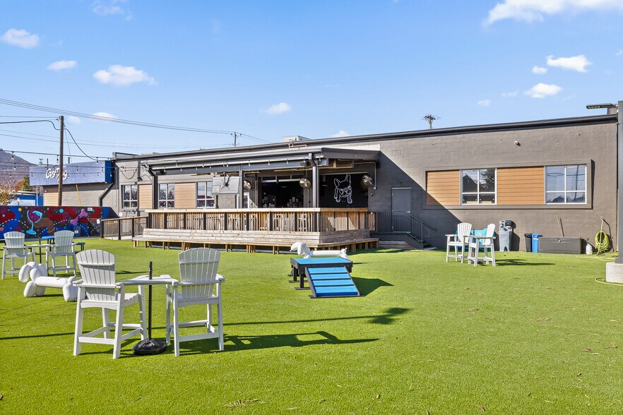 More Photos Of 255 W 20th St, Chattanooga Office For Sale