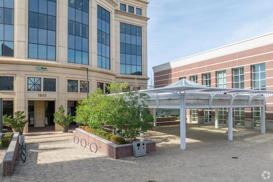 More Photos Of 1501 Main St, Columbia Coworking Space