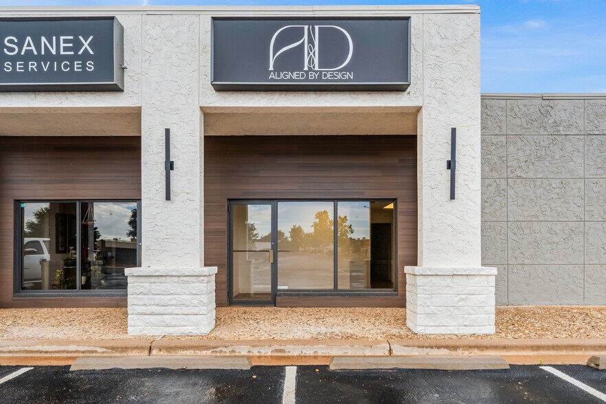 More Photos Of 5135 69th St, Lubbock Freestanding For Lease