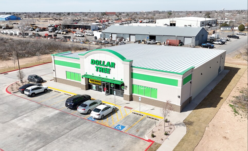 More Photos Of 1801 Front st, Midland Freestanding For Sale