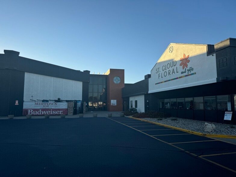 More Photos Of 3333 Division St, Saint Cloud Unknown For Lease