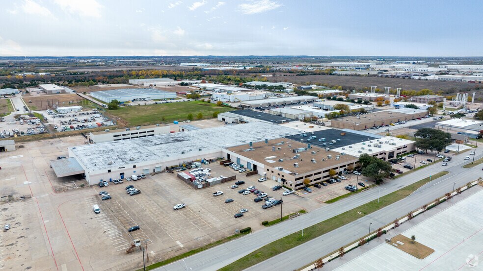 More Photos Of 1400 Everman Pky, Fort Worth Warehouse For Lease