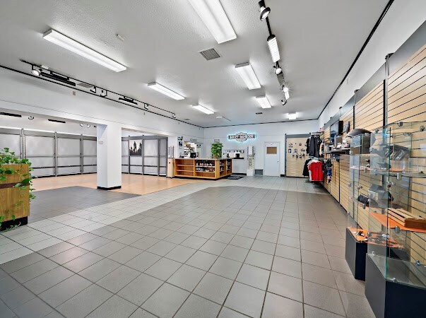 More Photos Of 908 W 3rd St, Big Spring Auto Dealership For Sale