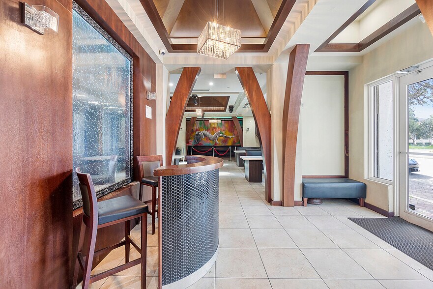 More Photos Of 401 W Atlantic Ave, Delray Beach Storefront Retail Office For Sale