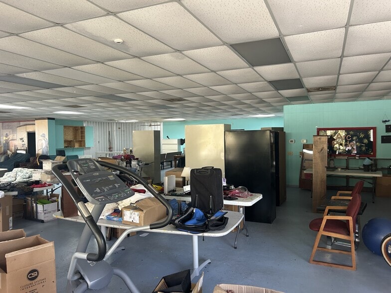 More Photos Of 607 Palm Ave, Palatka Rehabilitation Center For Sale