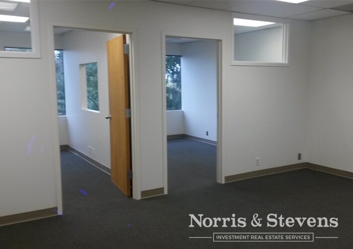 More Photos Of 11830 SW Kerr Pky, Lake Oswego Office For Lease
