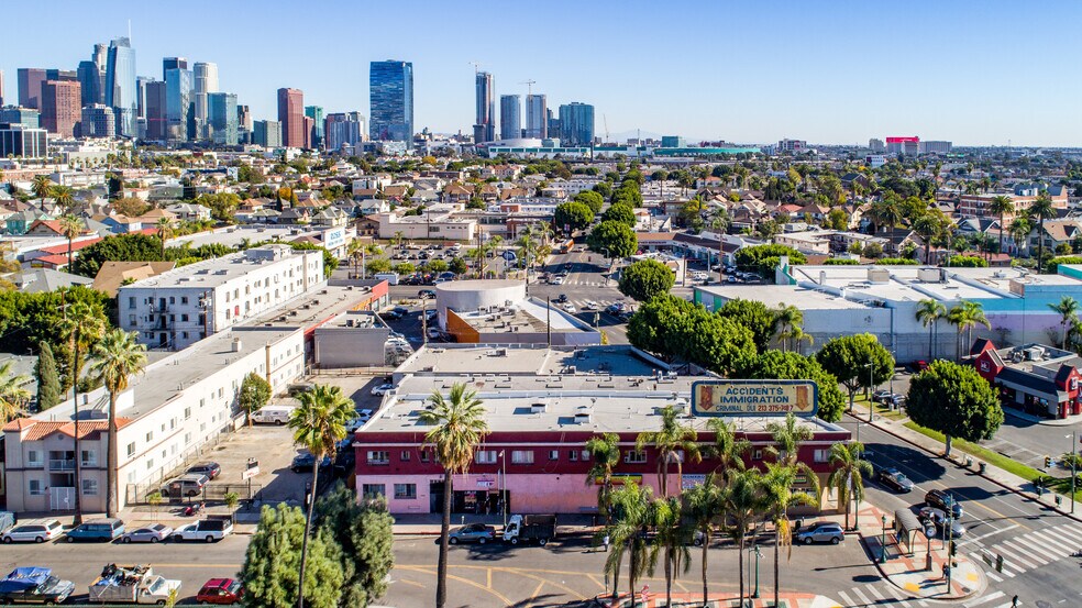 More Photos Of 1252 S Lake St, Los Angeles Storefront Retail Residential For Sale