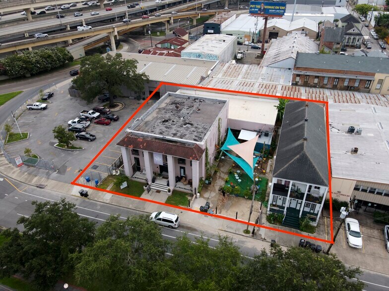 More Photos Of 1152 Camp St, New Orleans Office For Sale