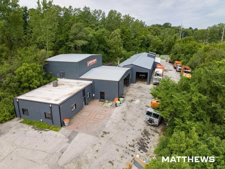 More Photos Of 16519 E Truman Rd, Independence Warehouse For Sale