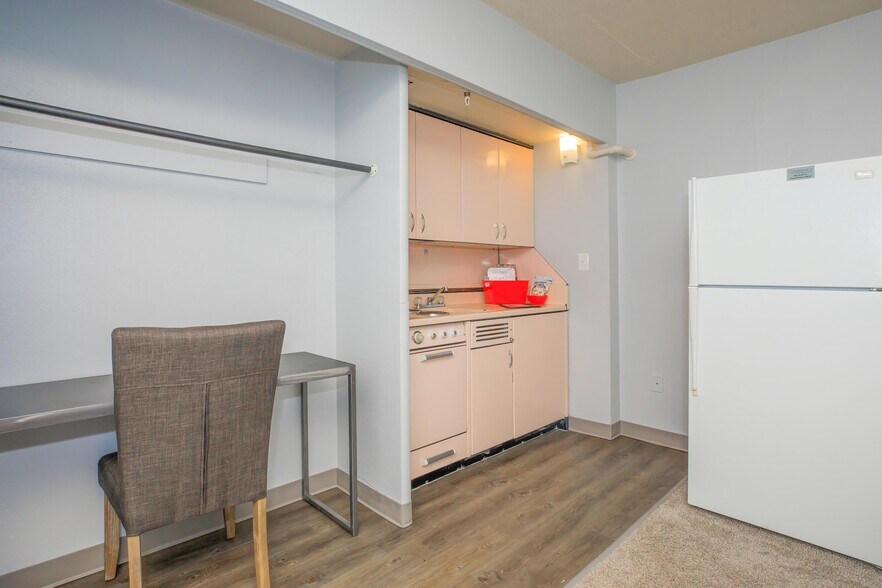 More Photos Of 320 N 22nd St, Omaha Apartments For Sale
