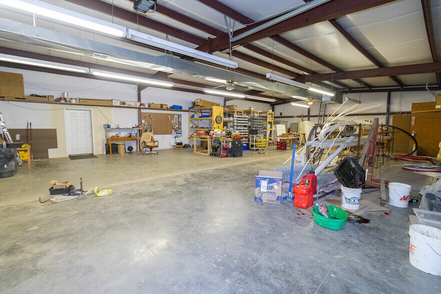 More Photos Of 1919 W Central Ave, El Dorado Warehouse For Lease