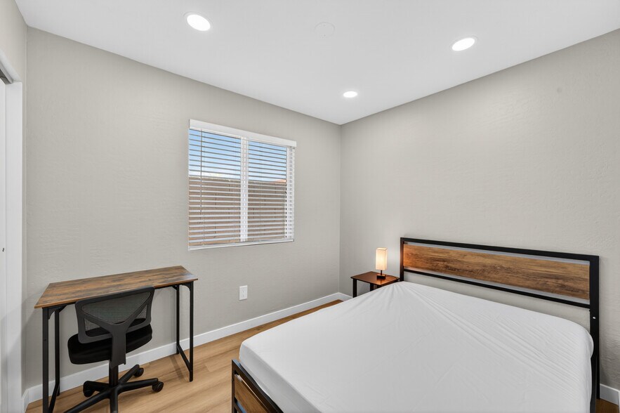 More Photos Of 5038 N 18th Ave, Phoenix Multifamily For Sale