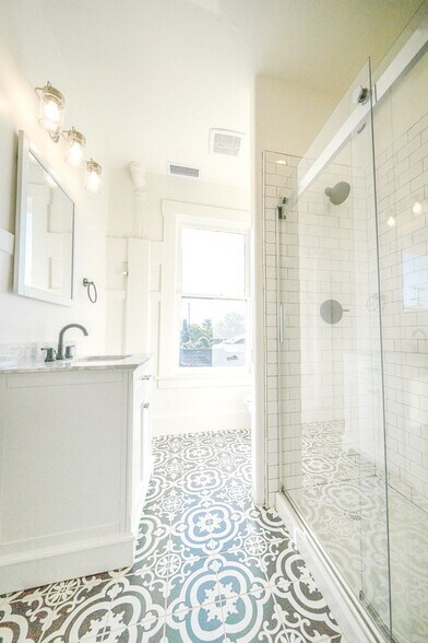 More Photos Of 1416-1418 Bath St, Santa Barbara Apartments For Sale