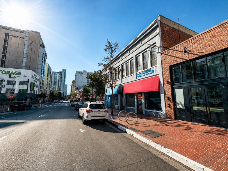 Primary Photo Of 518-522 6th Ave, San Diego Storefront Retail Office For Lease