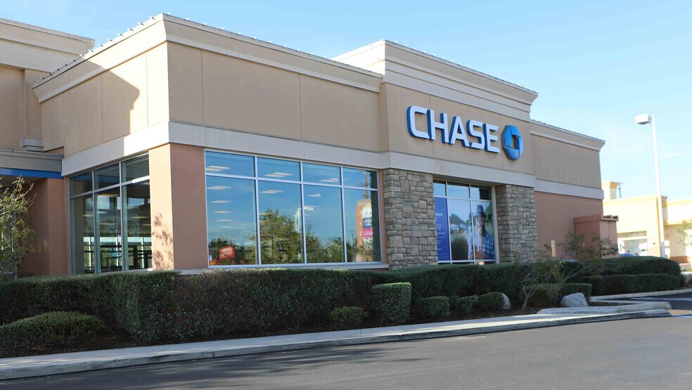 More Photos Of 902-970 Sepulveda Blvd, Harbor City Unknown For Lease