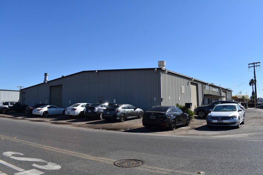 More Photos Of 8157-8159 W Wing Ave, El Cajon Manufacturing For Sale