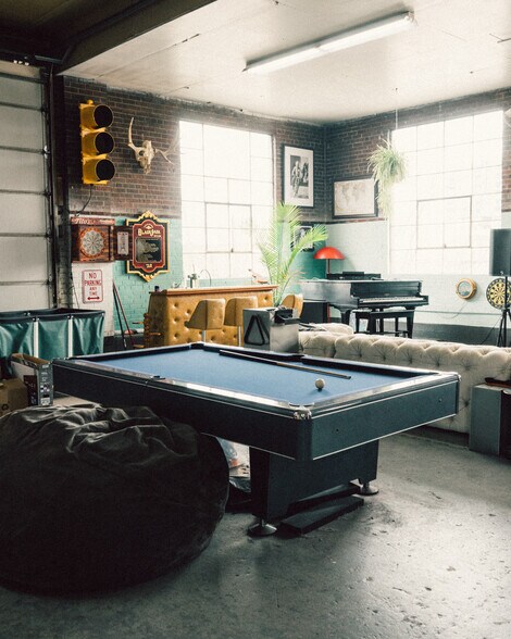 More Photos Of 3327 Brighton Blvd, Denver Warehouse For Lease