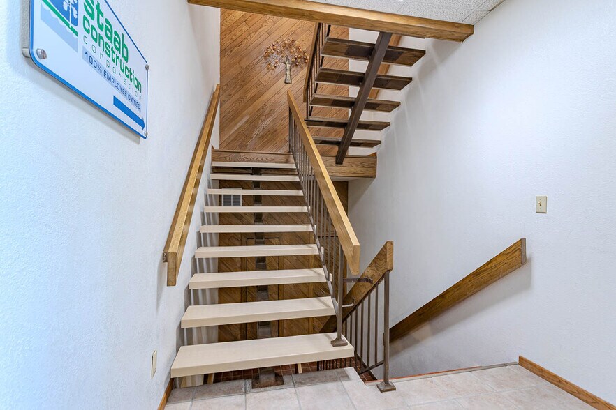 More Photos Of 3205 Terrace Ct, Wausau Office For Sale