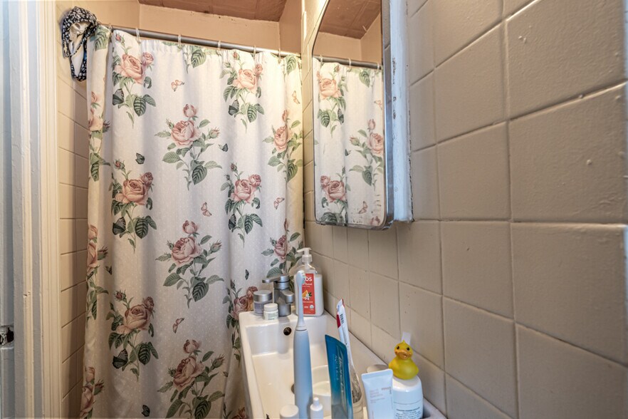 More Photos Of 656 Henry St, Brooklyn Apartments For Sale