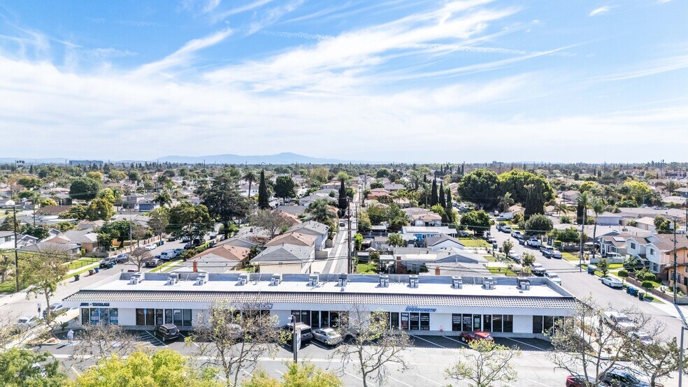 More Photos Of 12848 Paramount Blvd, Downey Storefront For Lease